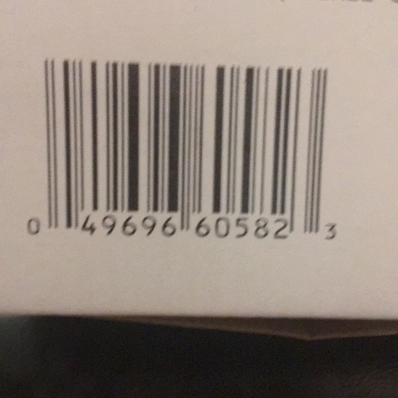 Heated scarf -blue. 66.92X 6.29 Wide - Picture 2 of 2